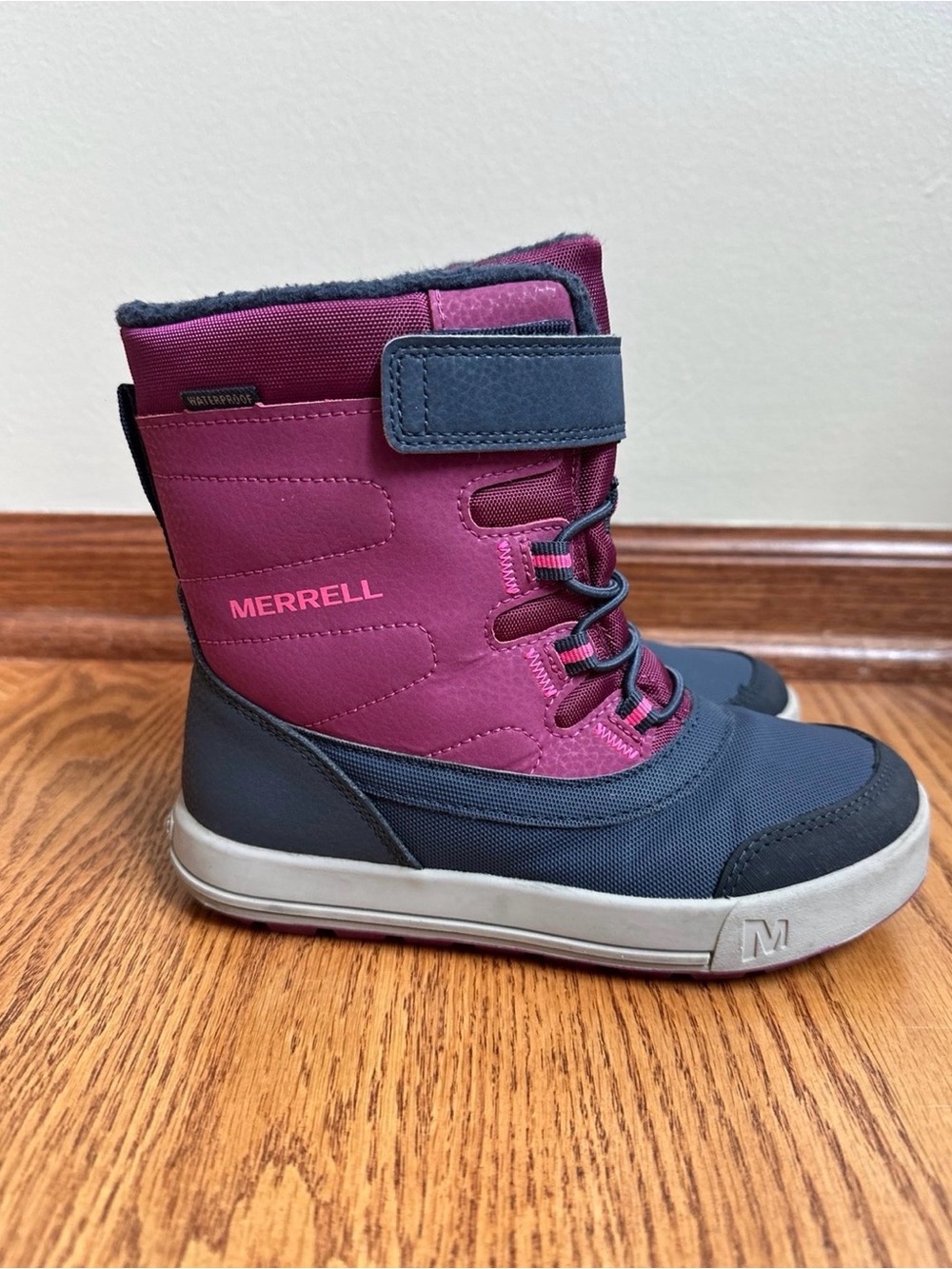 Merrell Snow Storm Waterproof Boots Girls 13 Fuchsia